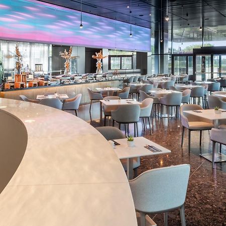Melia Vienna Hotel Exterior photo The restaurant