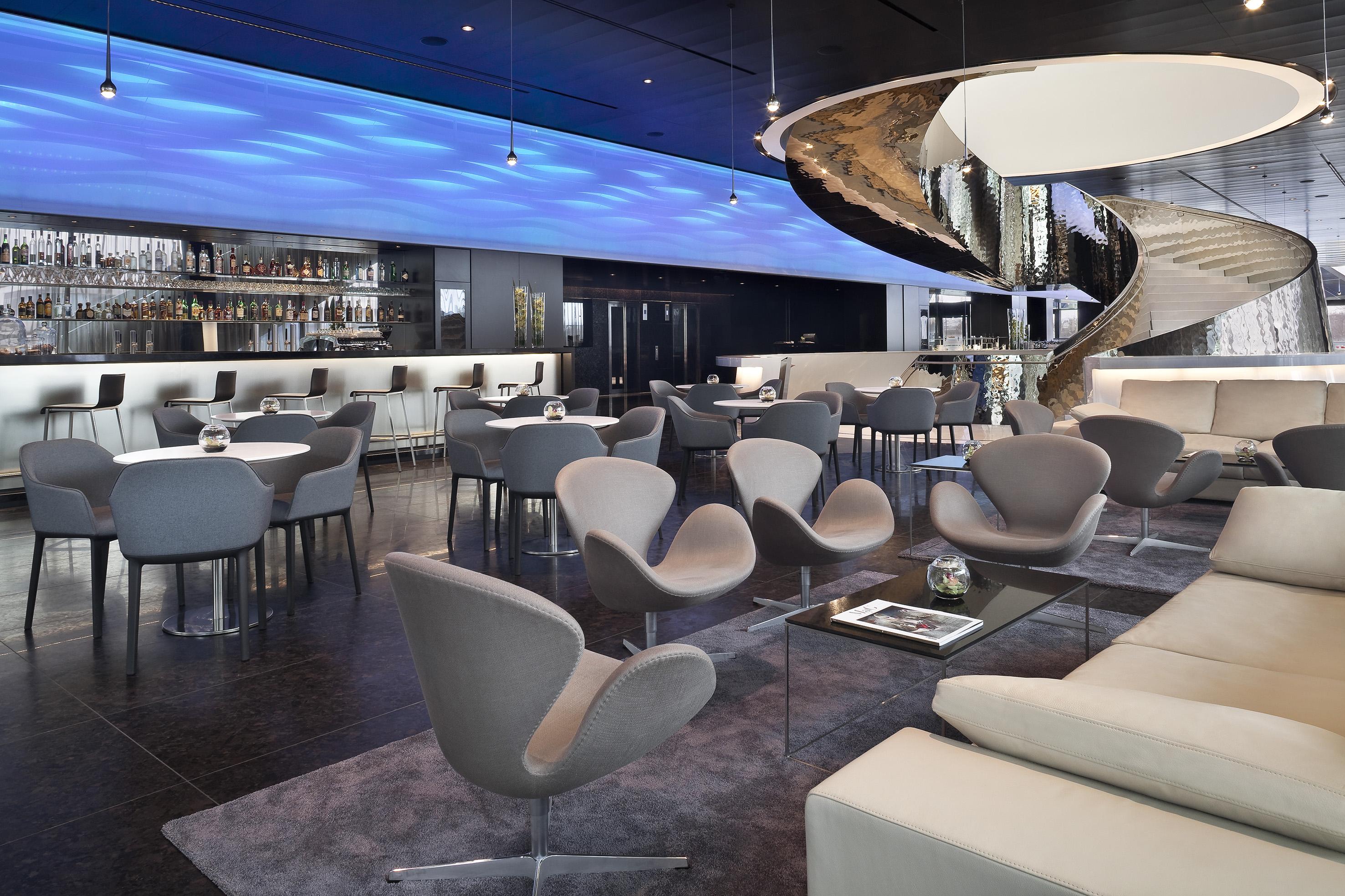 Melia Vienna Hotel Exterior photo The lounge at the airport