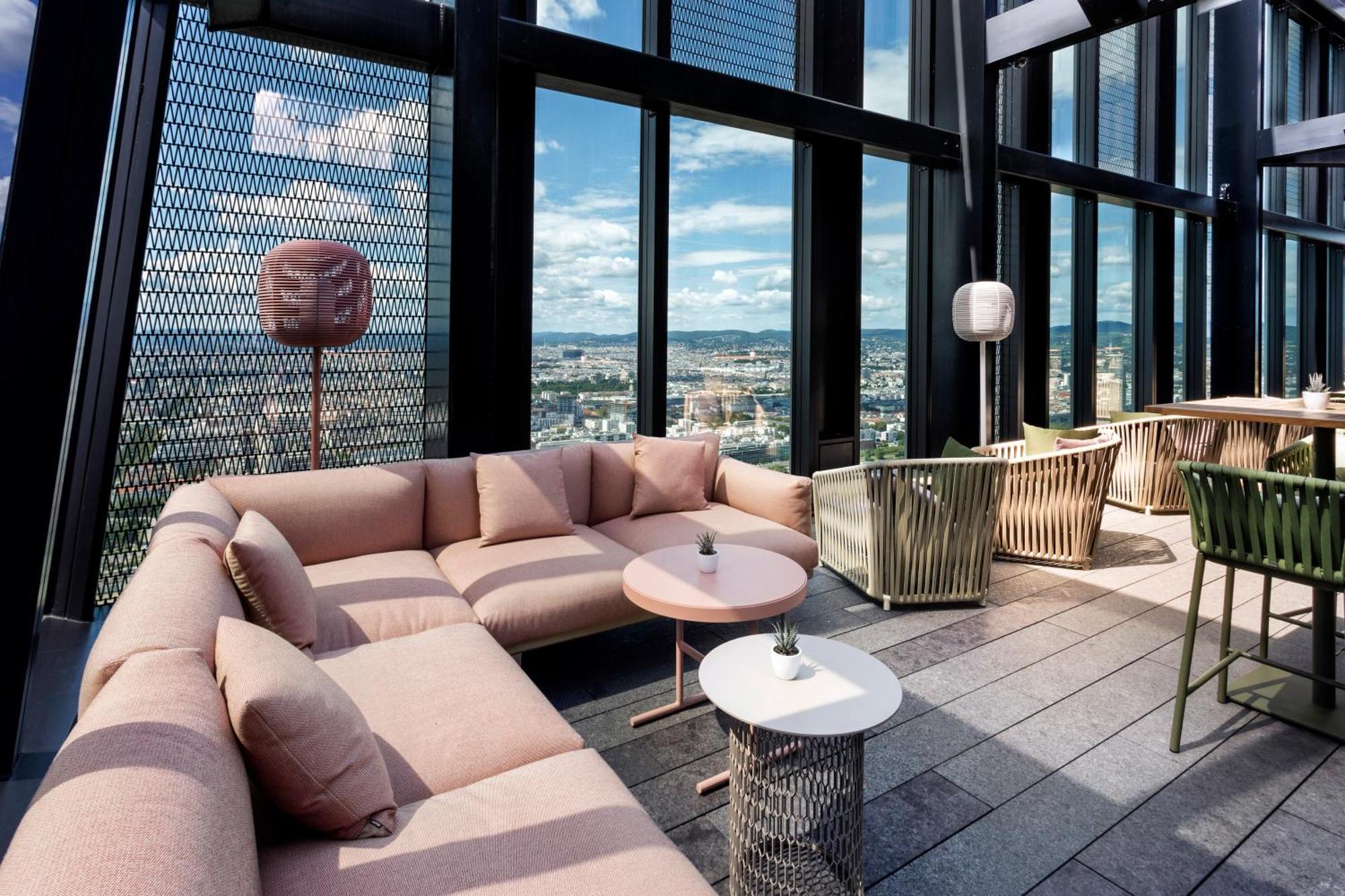 Melia Vienna Hotel Exterior photo The Sky Bar